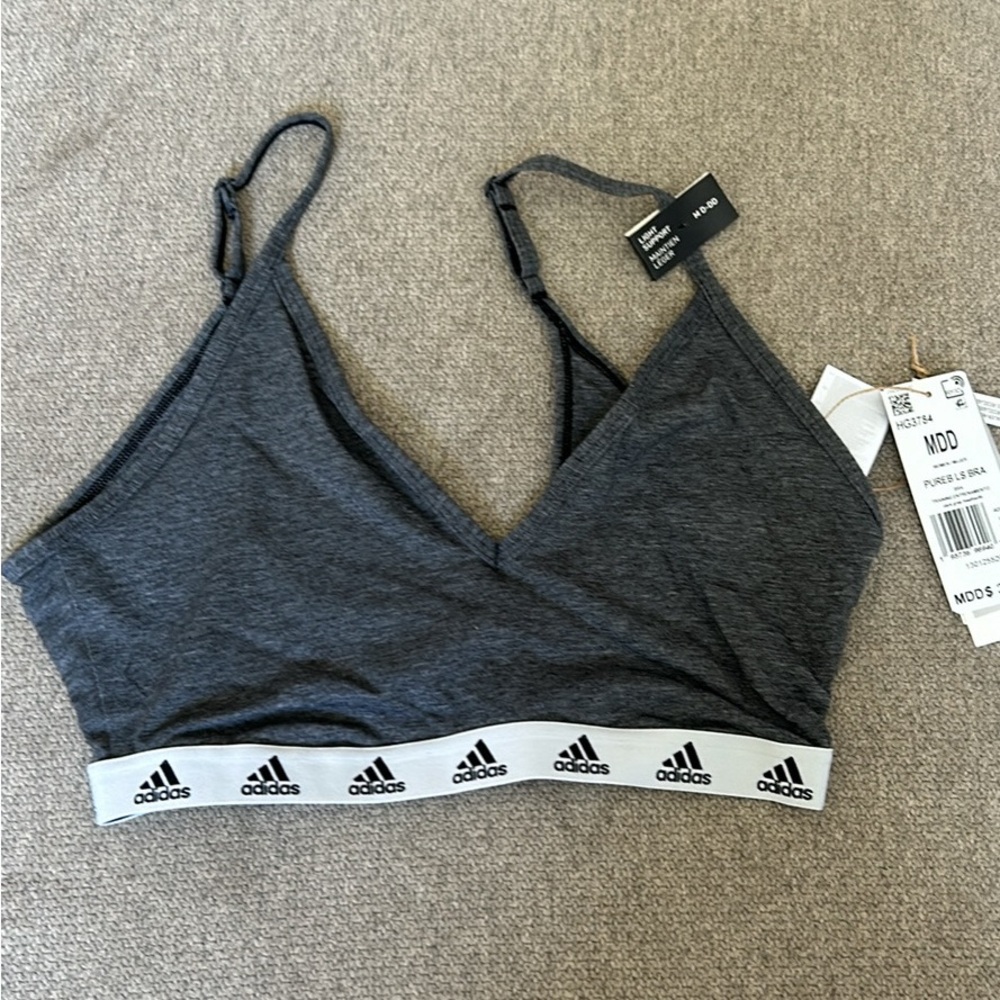 NWT women’s Adidas medium